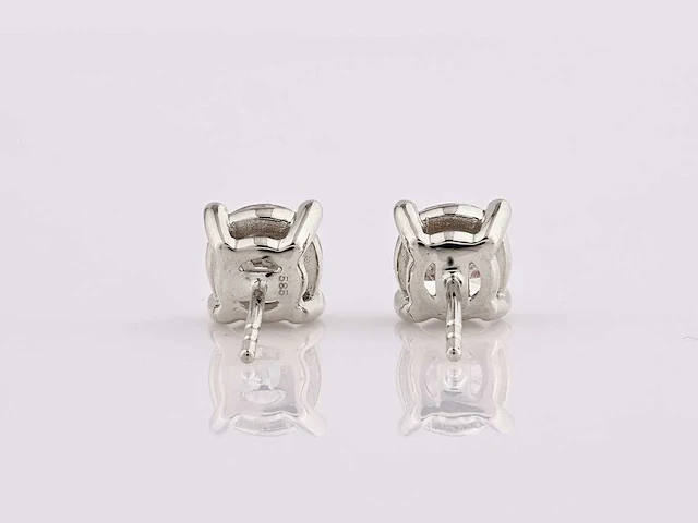 14 kt white gold earring with 2.09cts lab grown diamond - afbeelding 4 van  7