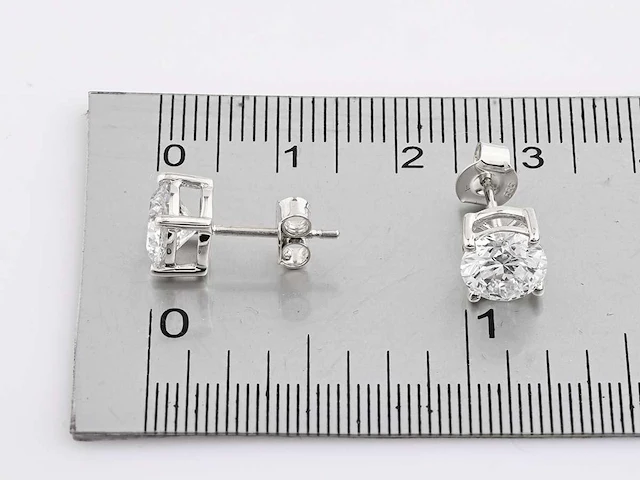 14 kt white gold earring with 2.5 cts lab grown diamond - afbeelding 4 van  9