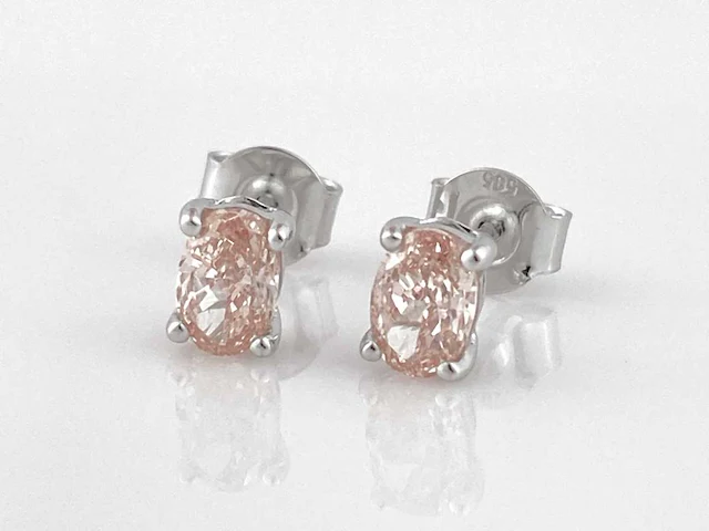 14 kt white gold earrings with 1.00cts pink fancy coloured lab grown diamond - afbeelding 1 van  8