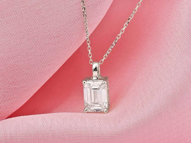 14 kt white gold pendant with 2.0 cts emerald lab grown diamond - afbeelding 2 van  8