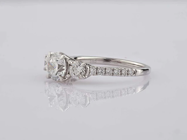14 kt white gold ring with 1.74 cts lab grown diamond( size -eu-54) - afbeelding 2 van  7