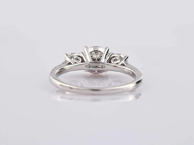 14 kt white gold ring with 1.74 cts lab grown diamond( size -eu-54) - afbeelding 3 van  7