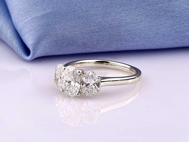 14 kt white gold ring with 2.0 cts lab grown diamond( size -eu-54) - afbeelding 8 van  9