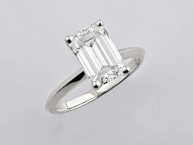 14 kt white gold ring with 3.0 cts emerald cut lab grown diamond (size-eu-54) - afbeelding 8 van  8