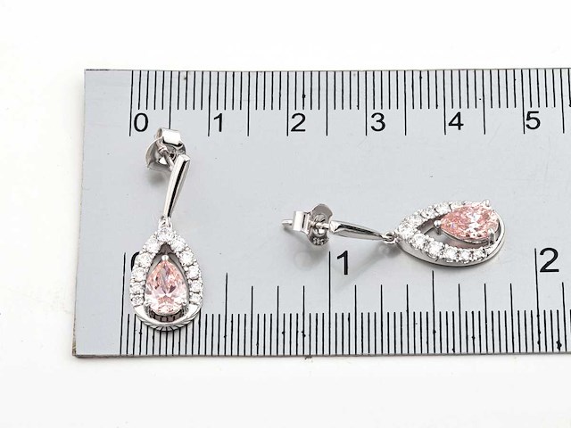 14 kt witgouden oorbel met 1,90 cts laboratoriumgekweekte diamant - afbeelding 5 van  7