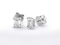 14 kt witgouden oorbel met 2,0 ct smaragd geslepen lab gekweekte diamant - afbeelding 4 van  6