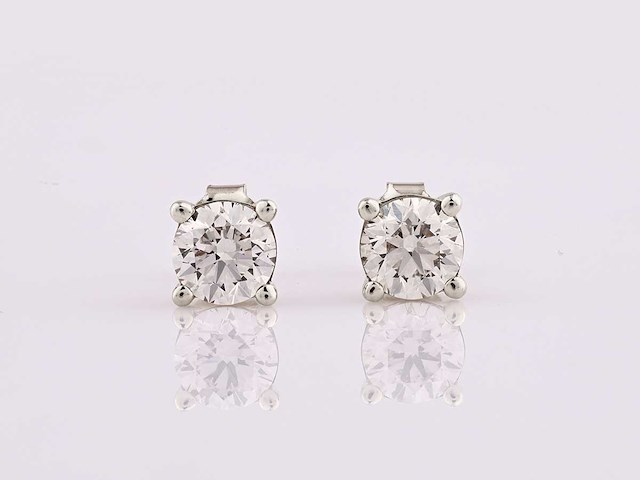 14 kt witgouden oorbel met 2,09 cent laboratoriumgekweekte diamant - afbeelding 2 van  7