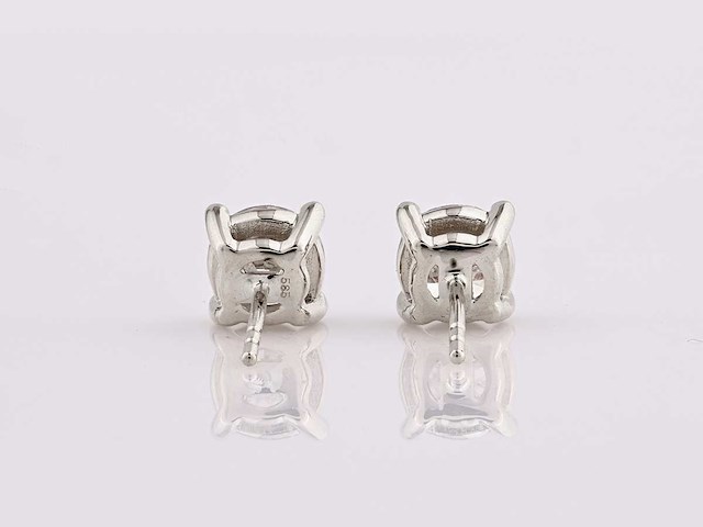 14 kt witgouden oorbel met 2,09 cts in het laboratorium gekweekte diamant - afbeelding 4 van  7