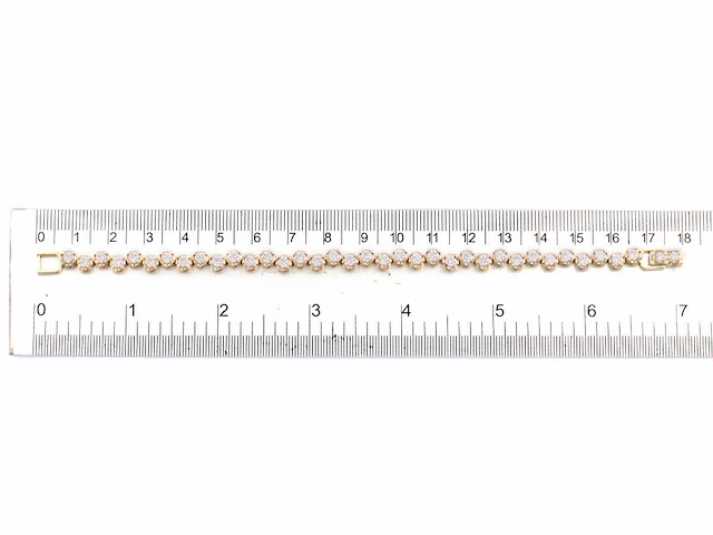 14 kt yellow gold bracelet with 4.09cts lab grown diamonds - afbeelding 8 van  9