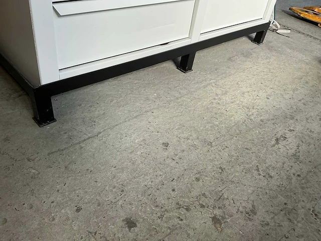 14-laden materiaalkast - afbeelding 4 van  4