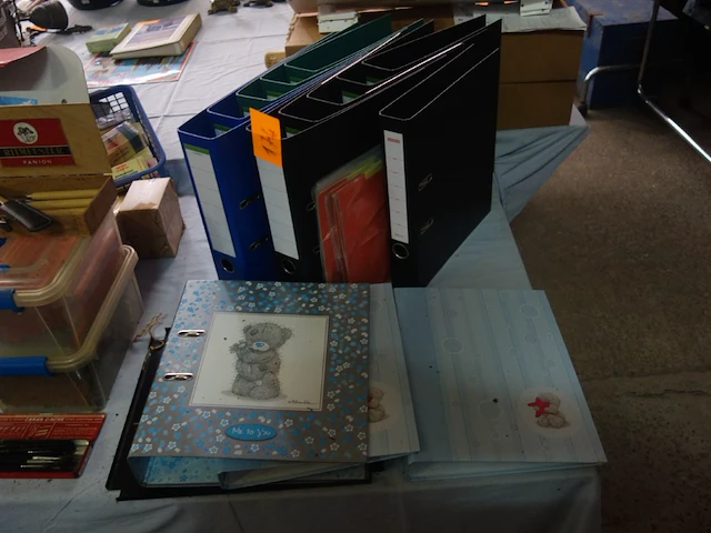 14 ringmappen - afbeelding 1 van  1