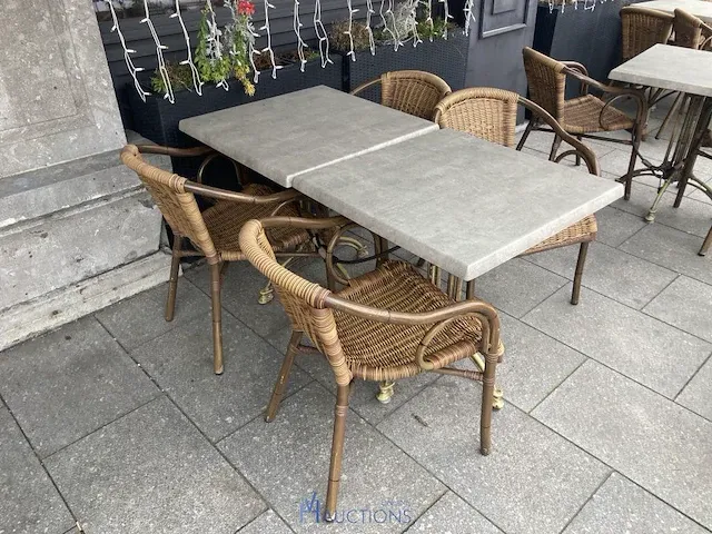 14 terrastafels en 26 terrasstoelen - afbeelding 6 van  8