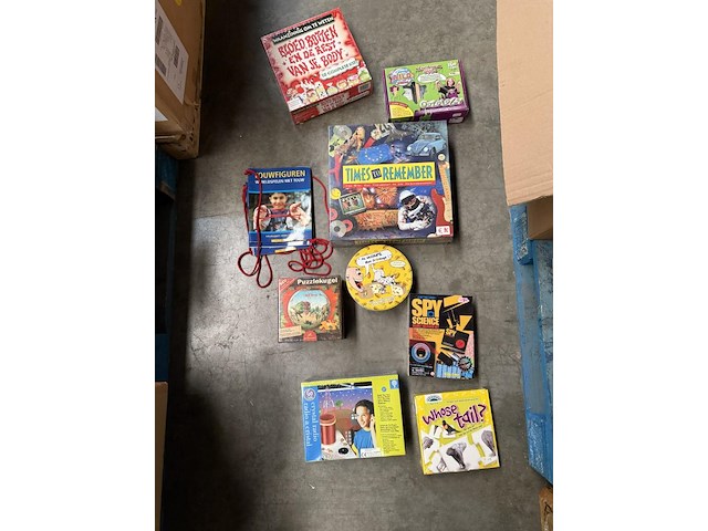 14 x speelgoed - afbeelding 4 van  6