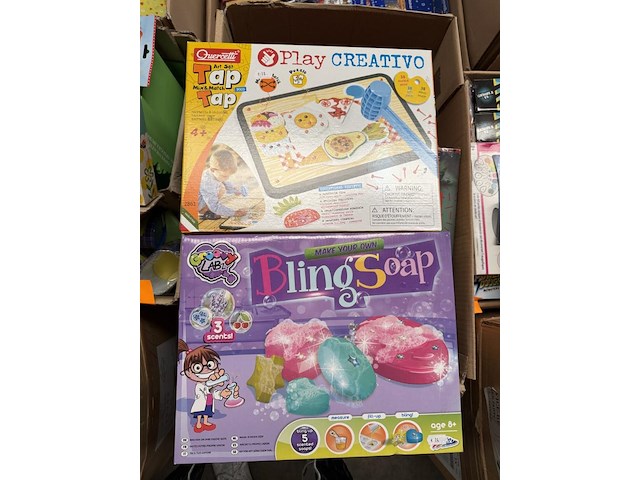 14 x speelgoed - afbeelding 6 van  6