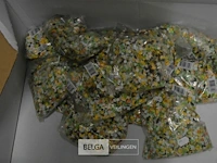 ±14 zakjes confetti - afbeelding 1 van  3
