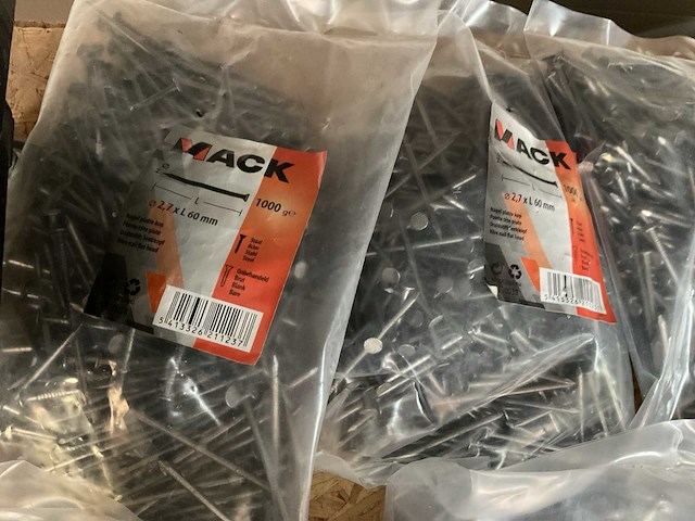 14 zakken nagels - afbeelding 8 van  9