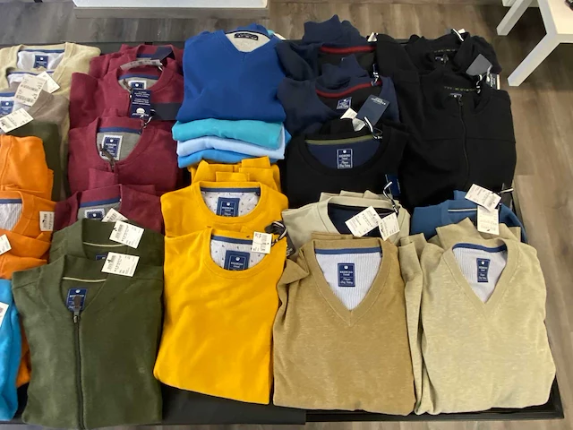 144x heren truien en sweaters. diverse maten, modellen en merken - afbeelding 18 van  22