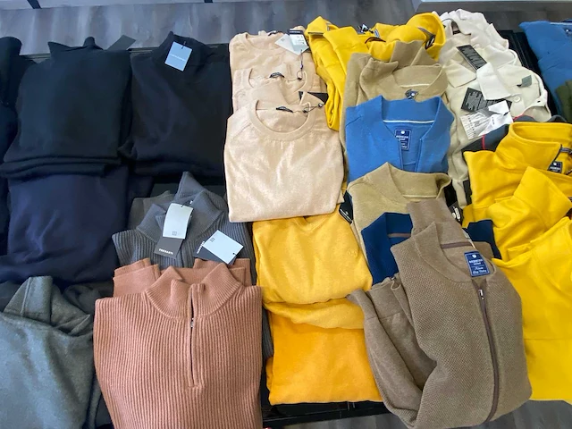144x heren truien en sweaters. diverse maten, modellen en merken - afbeelding 21 van  22