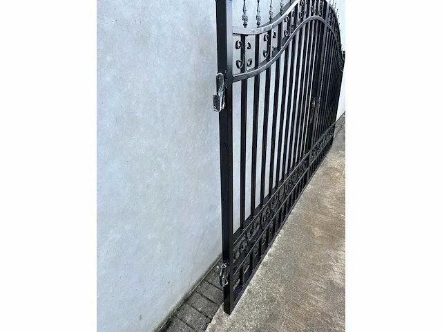 14ft plain design gate - tuinhek - afbeelding 2 van  6