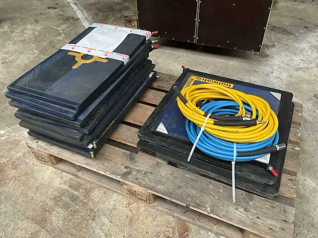 14x hefkussen + 4x slang resqtec 10bar - afbeelding 1 van  9