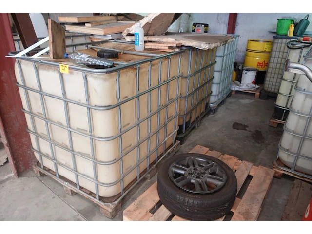 14x ibc container (gebruikt) - afbeelding 1 van  5