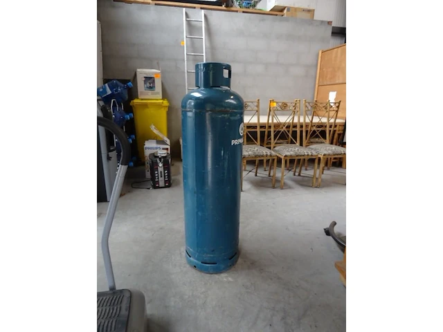 14x lege gasflessen primagaz + diverse bidons - afbeelding 2 van  5