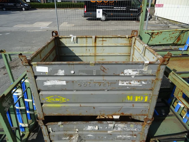 14x stapelbare metalen bak - afbeelding 3 van  4