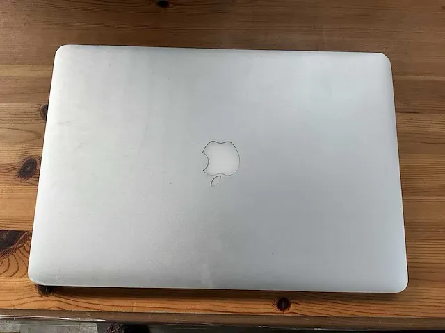 15” apple macbook pro a1398 - afbeelding 9 van  12