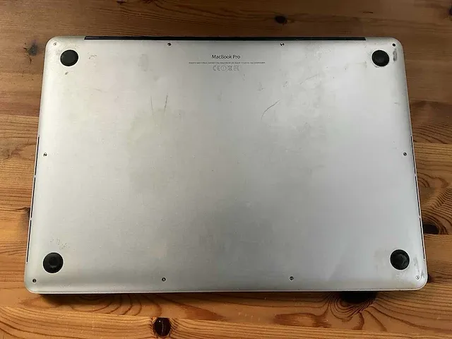 15” apple macbook pro a1398 - afbeelding 12 van  13