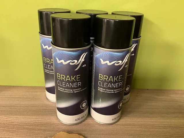 15 bussen brake cleaner fabr. wolf 400 ml. - afbeelding 1 van  4