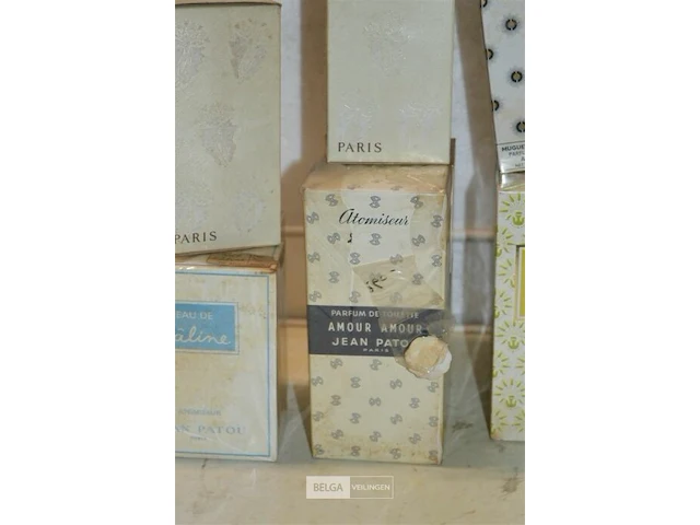±15 div soorten klassieke parfums - afbeelding 3 van  7