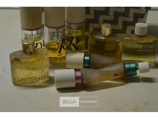 ±15 div soorten klassieke parfums - afbeelding 2 van  4
