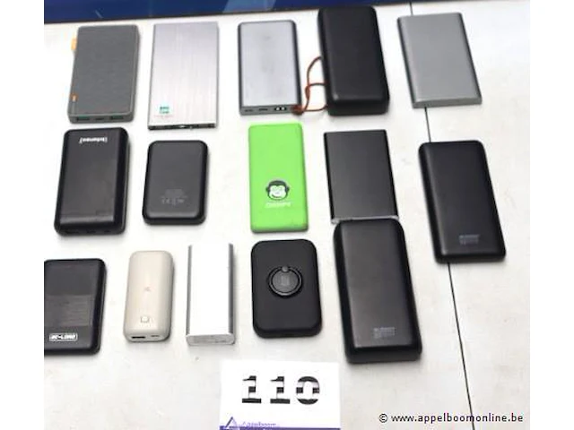 15 diverse powerbanks - afbeelding 1 van  3
