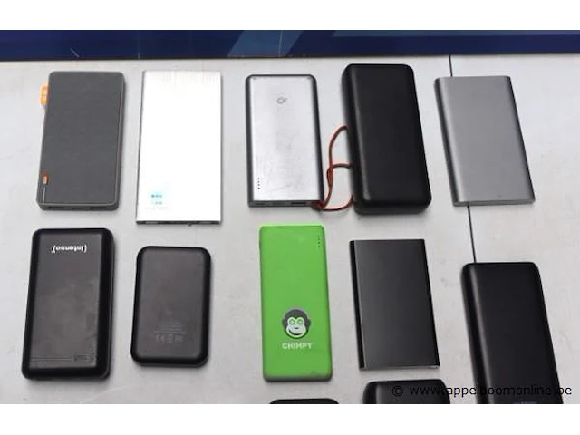 15 diverse powerbanks - afbeelding 2 van  3