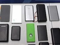 15 diverse powerbanks - afbeelding 2 van  3