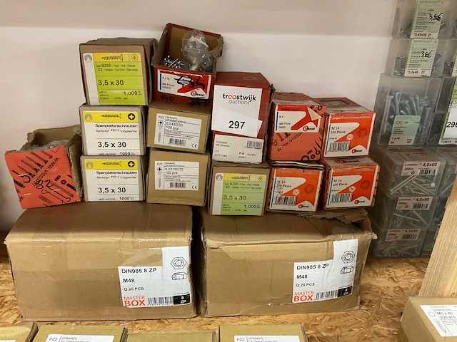 15 dozen bevestigingsmaterialen - afbeelding 1 van  6