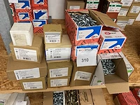 15 dozen houtschroeven en schroefhaken - afbeelding 1 van  5