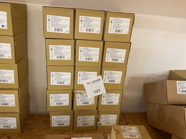 15 dozen spaanplaatschroeven - afbeelding 1 van  4