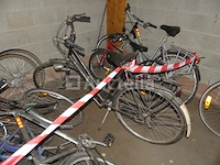 15 fietsen te herstellen - afbeelding 3 van  10