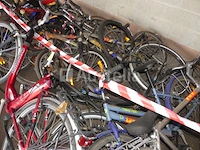 15 fietsen te herstellen - afbeelding 6 van  10