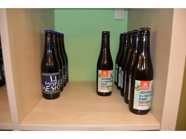 15 fl. bier st.hubertus hop 33cl, 6 fl. de maeght van gottem 33cl, 4 fl. de bie velo bier 33cl, 2 fl. dormaal new tildonk 33cl, 3 fl. zurre kriek 33cl, 7 fl. julia sunny joy 33cl, 5 fl. the birth 33cl - afbeelding 2 van  30