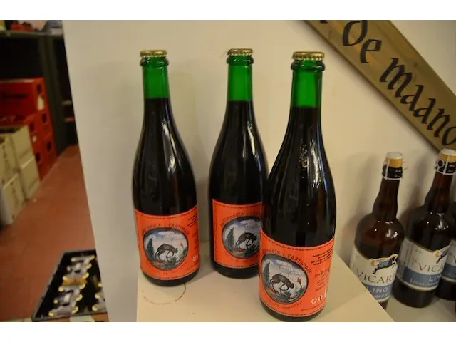15 fl. bier st.hubertus hop 33cl, 6 fl. de maeght van gottem 33cl, 4 fl. de bie velo bier 33cl, 2 fl. dormaal new tildonk 33cl, 3 fl. zurre kriek 33cl, 7 fl. julia sunny joy 33cl, 5 fl. the birth 33cl - afbeelding 21 van  30