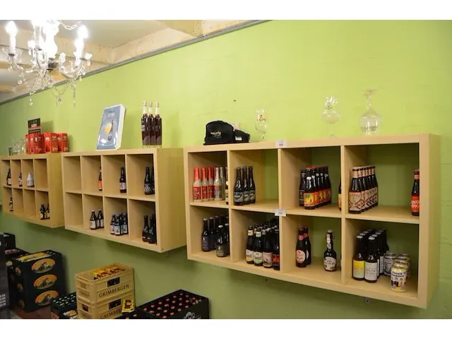 15 fl. bier st.hubertus hop 33cl, 6 fl. de maeght van gottem 33cl, 4 fl. de bie velo bier 33cl, 2 fl. dormaal new tildonk 33cl, 3 fl. zurre kriek 33cl, 7 fl. julia sunny joy 33cl, 5 fl. the birth 33cl - afbeelding 24 van  30