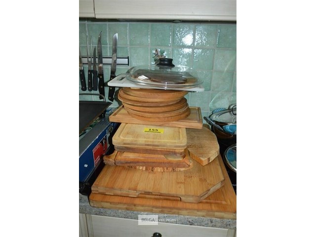 ±15 houten snijplanken - afbeelding 1 van  3