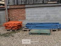±15 lopende meter rek met houten leggers
