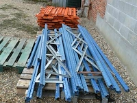 ±15 lopende meter rek met houten leggers - afbeelding 5 van  9