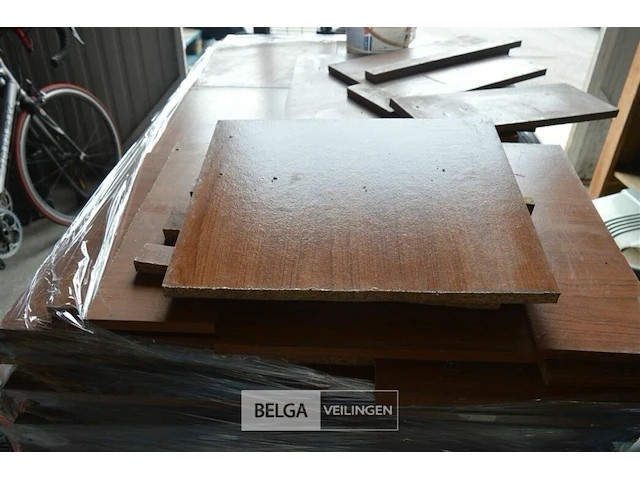 ±15 lopende meter rek met houten leggers - afbeelding 6 van  9
