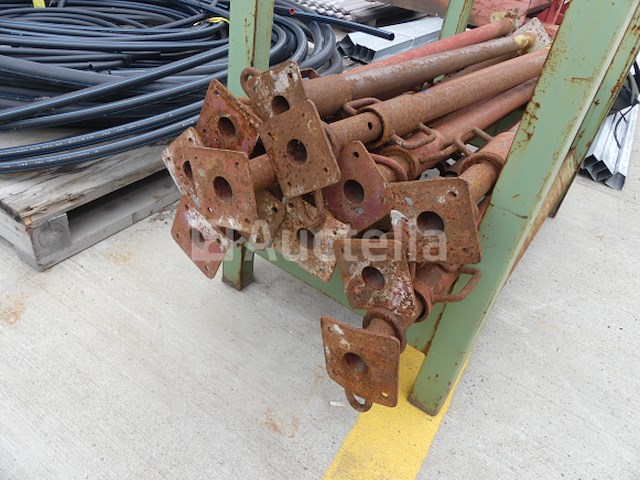 15 metalen steunen - afbeelding 2 van  4