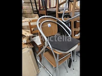 15 niet-overeenkomende stoelen - afbeelding 1 van  5