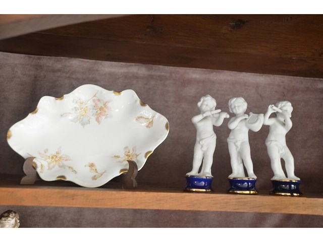 15 porseleinen sierstukken - afbeelding 7 van  12